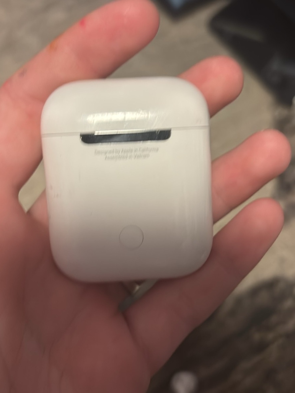 Apple White AirPods Wireless Charging Case